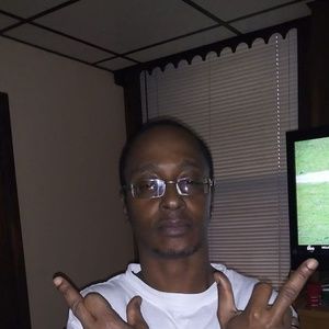 Meet your Posher, Jerome